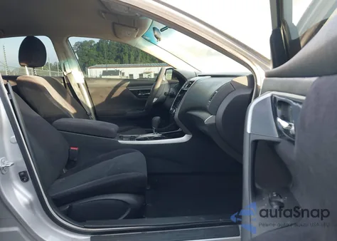 2013 Nissan Altima 2.5 S из США, поврежденный, VIN 1N4AL3AP0DC248221